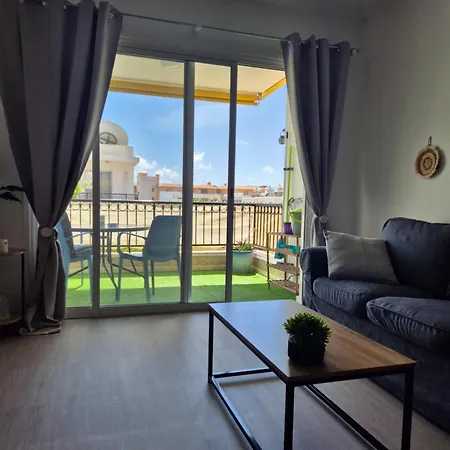 Sea View Apartman Paphos